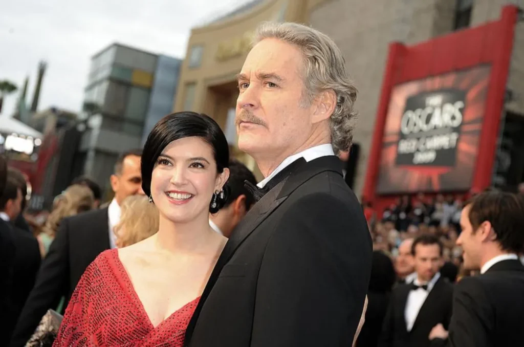 Kevin Kline's Wife, Age, Height, Weight, Net Worth, Career, And More