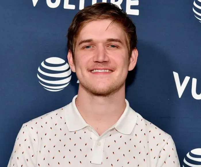 Bo Burnham Net Worth, Height, Weight, Career, And More